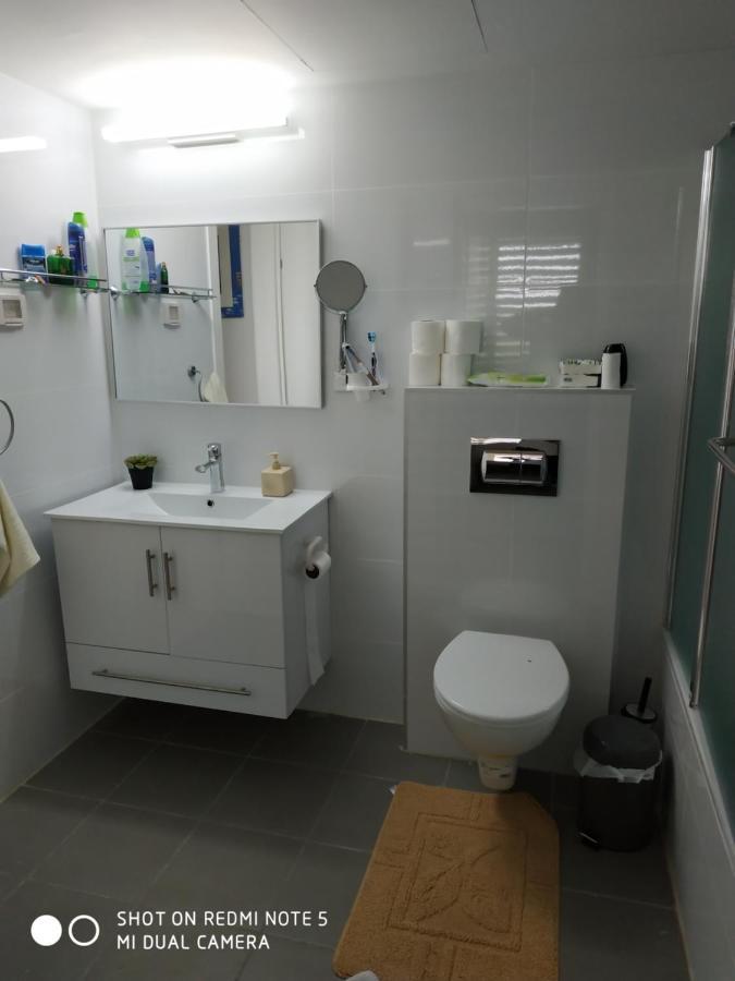 עכו דירה חדשה ליד הים- Akko-Brand New Apartment Екстериор снимка