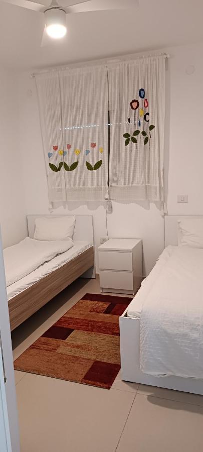 עכו דירה חדשה ליד הים- Akko-Brand New Apartment Екстериор снимка