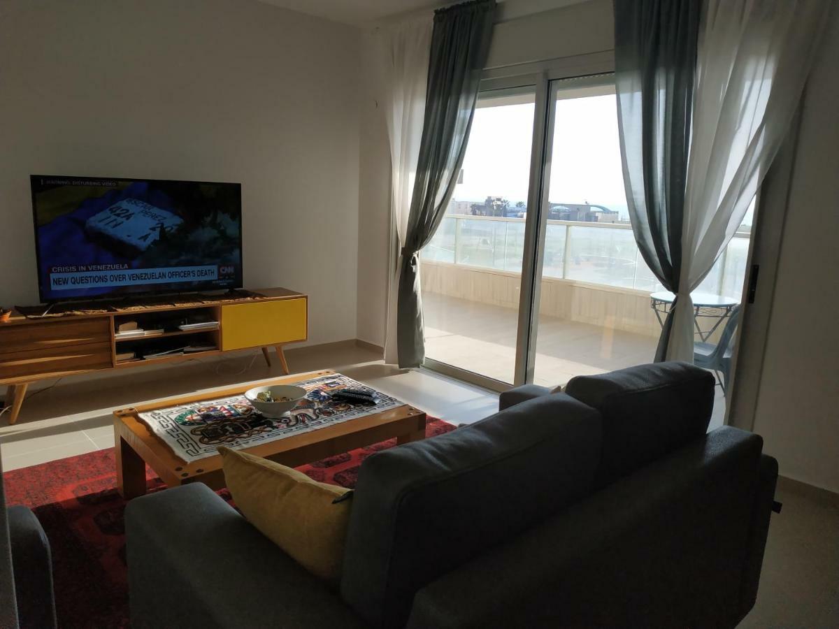 עכו דירה חדשה ליד הים- Akko-Brand New Apartment Екстериор снимка