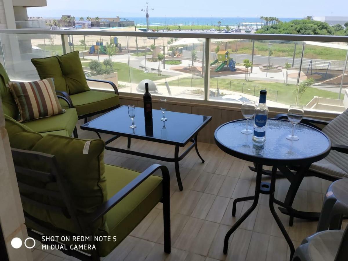 עכו דירה חדשה ליד הים- Akko-Brand New Apartment Екстериор снимка